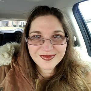 Meet your Posher, Annette